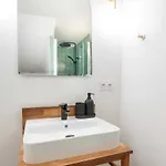 Elegant 2 Bedroom Triplex With Parking Ονφλέρ