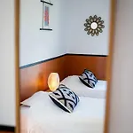 Διαμέρισμα Elegant 2 Bedroom Triplex With Parking *